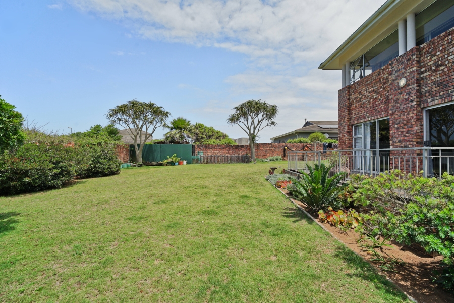 4 Bedroom Property for Sale in Kidds Beach Eastern Cape